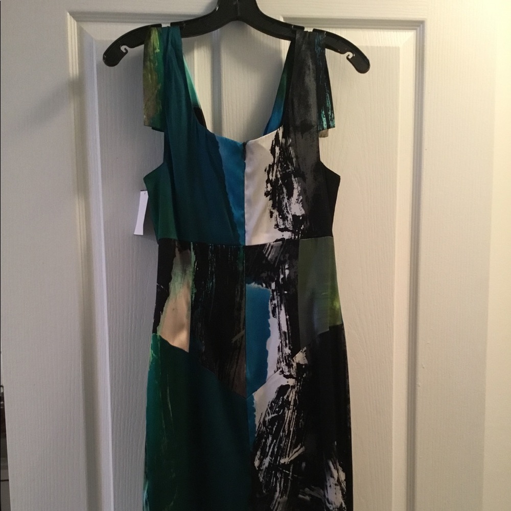 Black Halo Sleeveless Silk Dress - Picture 5 of 11